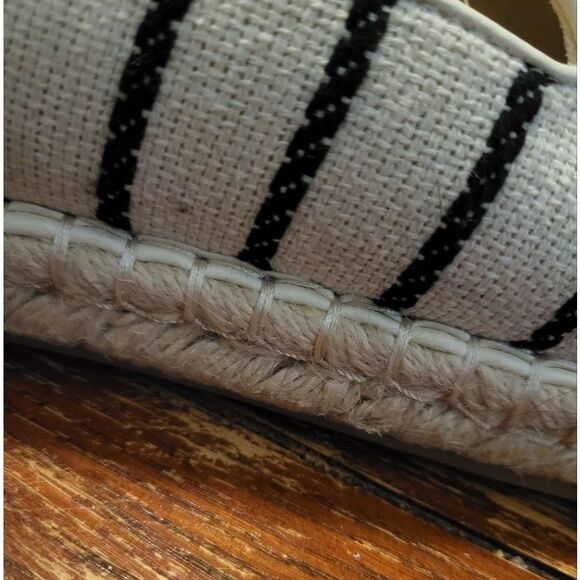 Universal Thread Striped Fabric Espadrilles Casual Slip On Womens, Size 9 - Picture 7 of 10